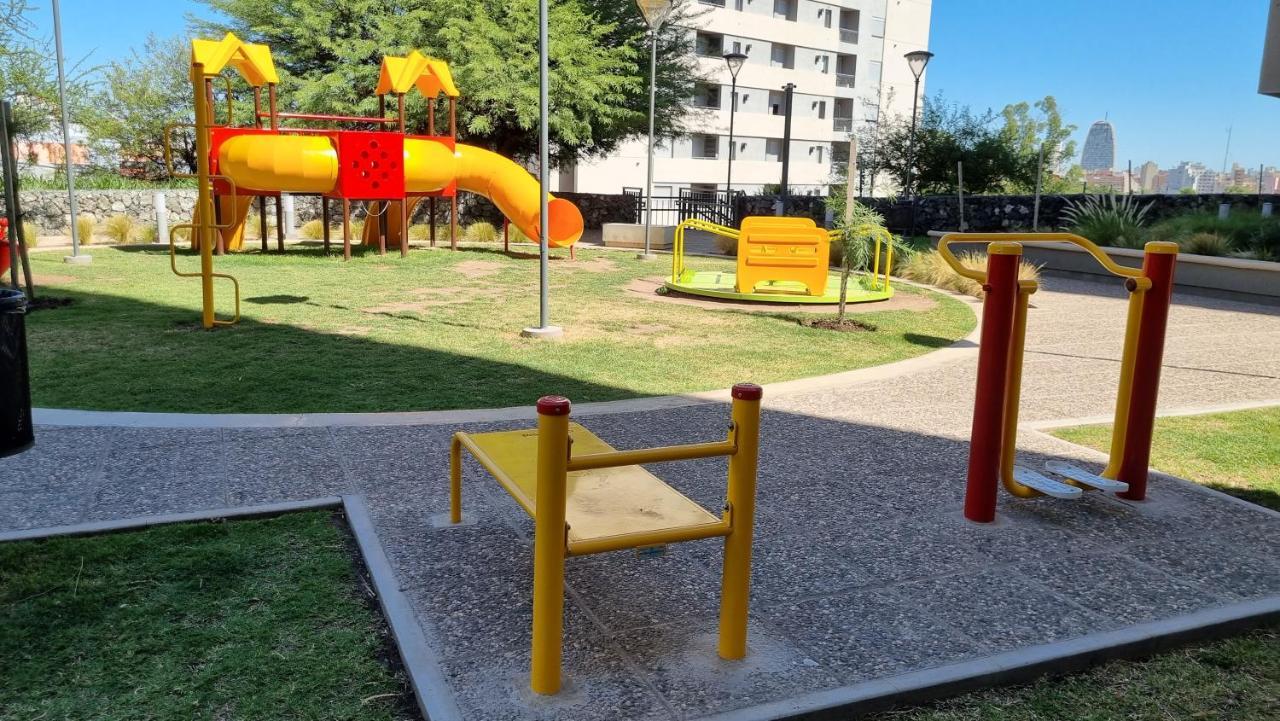 Apartment Dpto Temporario A Metros De La Terminal Y Hospital De Ninos *