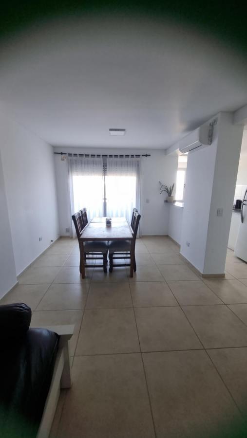 Apartment Dpto Temporario A Metros De La Terminal Y Hospital De Ninos *