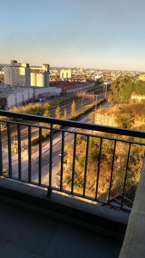 Dpto Temporario A Metros De La Terminal Y Hospital De Ninos Cordoba