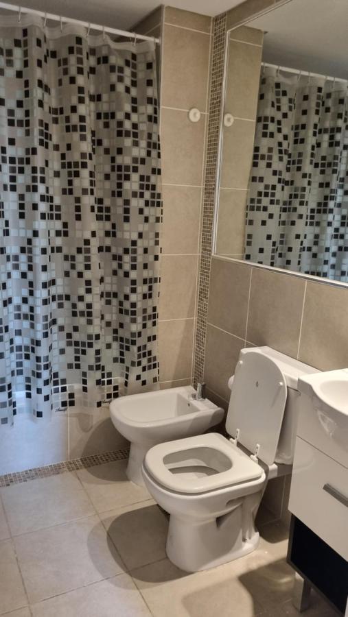Dpto Temporario A Metros De La Terminal Y Hospital De Ninos Apartamento *